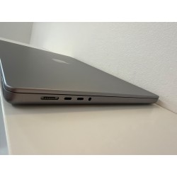Macbook Pro 16 A2485  M1 Pro 16GB Ram 1TB SSD RICONDIZIONATO