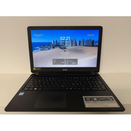 Acer Aspire ES1-572 I3 8GB Ram 256SSD RICONDIZIONATO